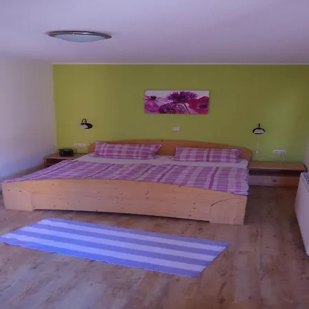 Direkt Am Hafen In Fehmarn-orth, Cleaning Included Apartment *